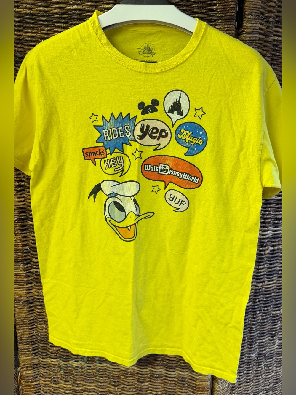 Disney - Walt Disney World-Yellow Donald Duck Shirt- Small